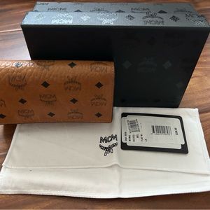 MCM wallet